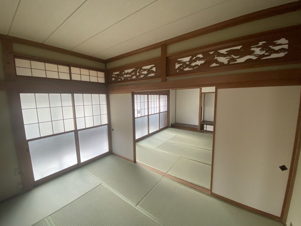 (居間) (居間)